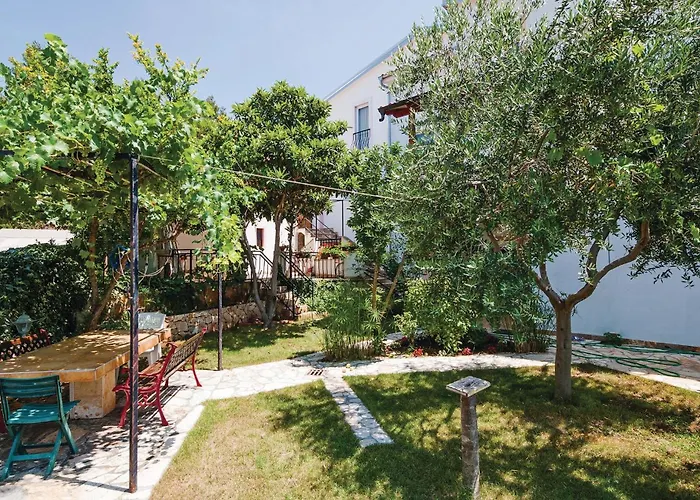 One-bedroom In * Posedarje