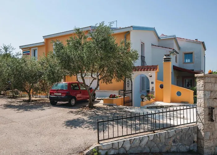 One-bedroom In Posedarje
