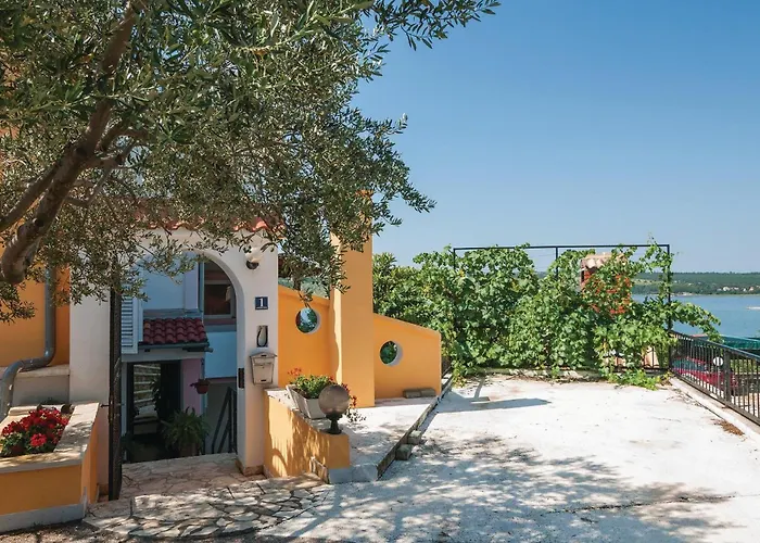 One-bedroom In *